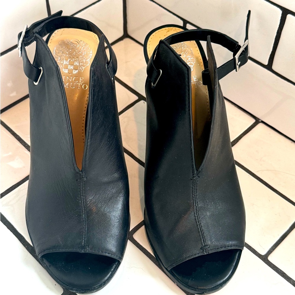 Vince Camuto Size 7 1/2 Open Toed Heel. Worn Twic… - image 1